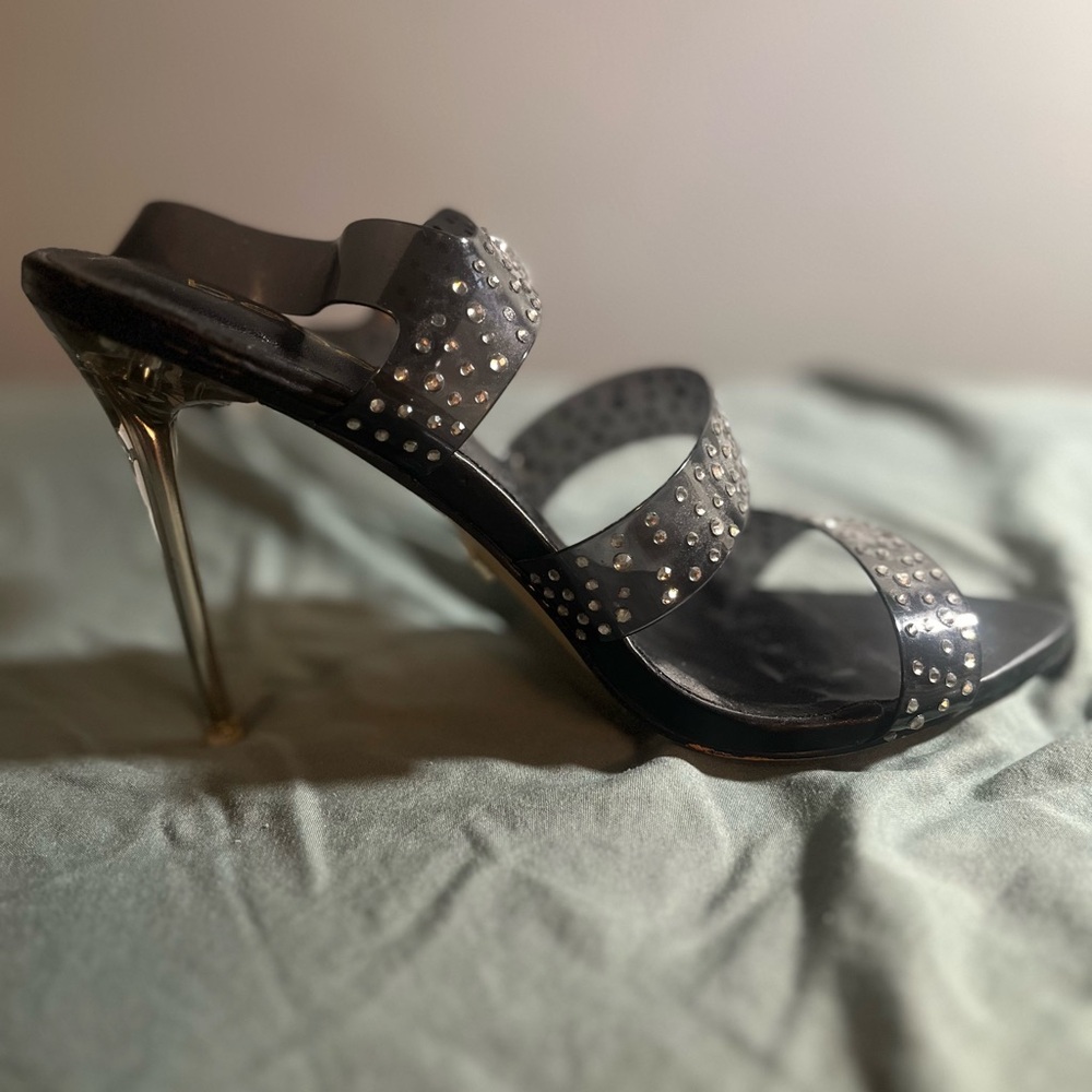 Elegant Black Stiletto Heels with Silver Accents